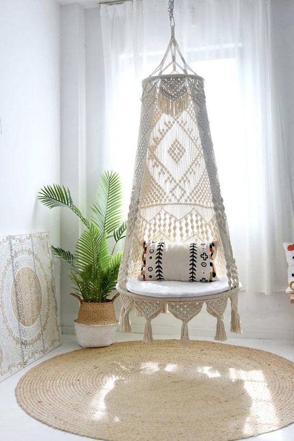 Hanging-Chairs-boho-bedroom