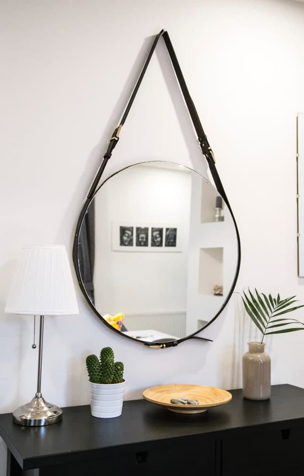 DIY with hanging mirror