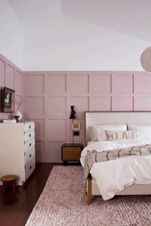 pink-and-white-bedroom