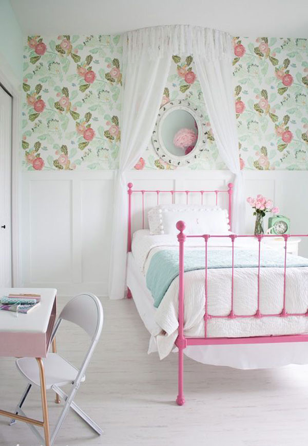 Girl-bedroom-wallpaper