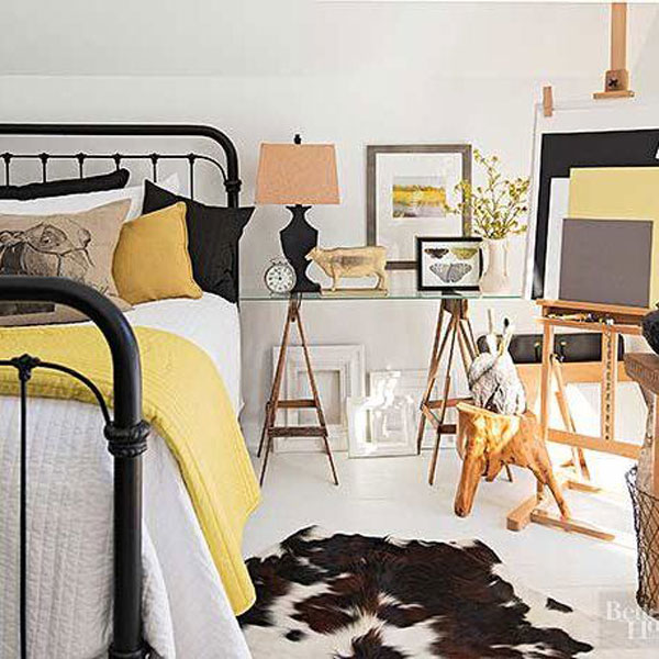 yellow-and-black-room