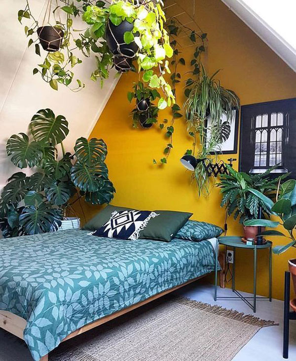 yellow-and-green-bedroom
