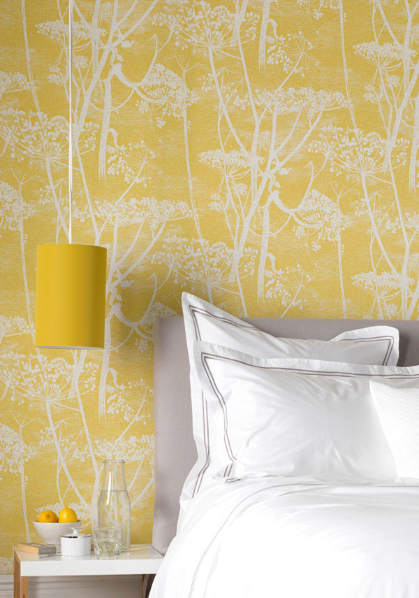 yellow-wallpaper-in-bedroom