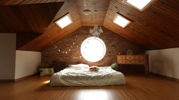 Tiny-house-lighting-for-bedroom