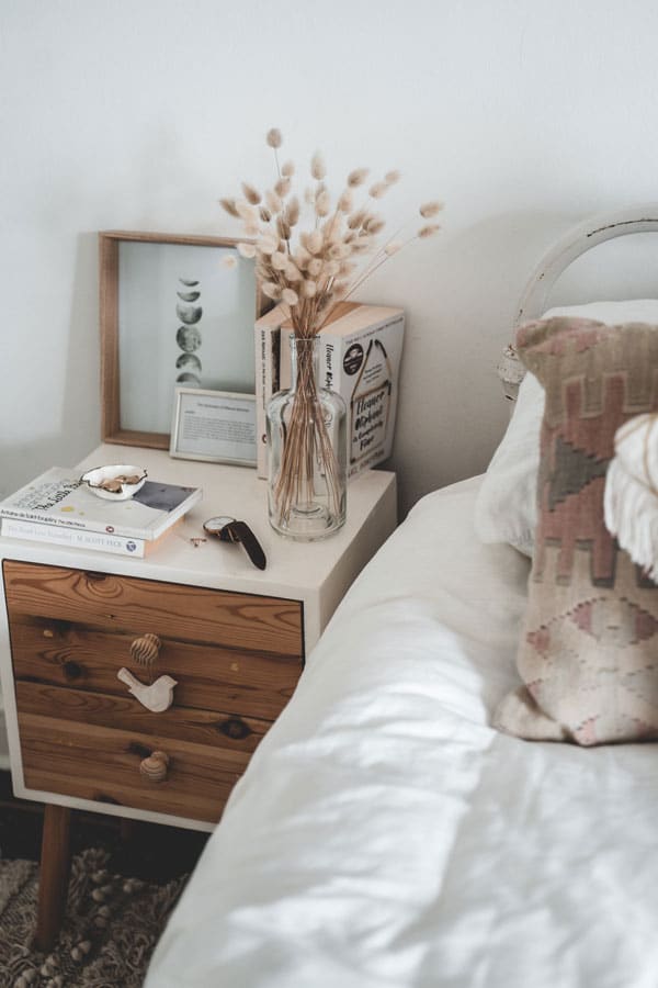 a-single-drawer-in-bedrooms