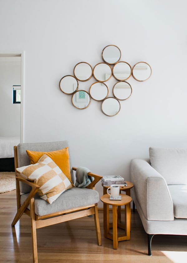 living-room-in-white