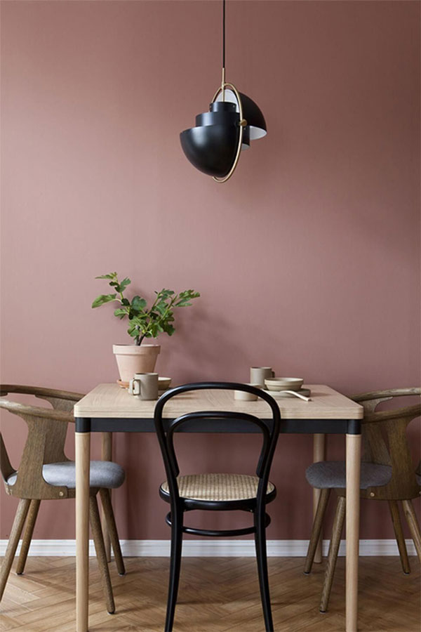 dining-room-in-pink
