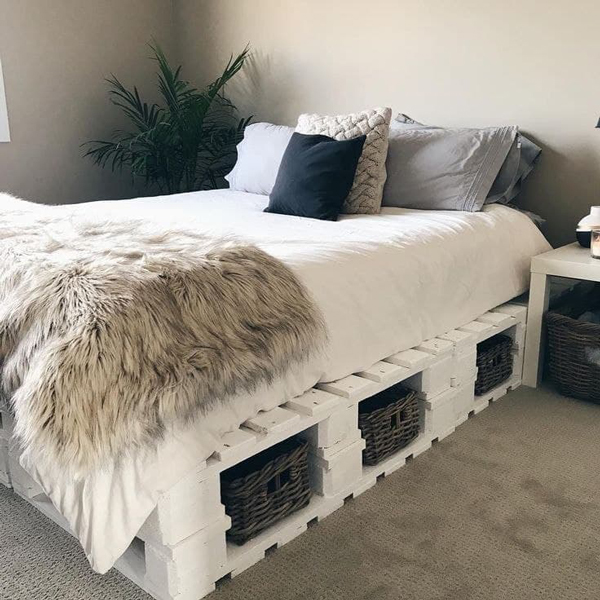 pallet bed instruction to build white one