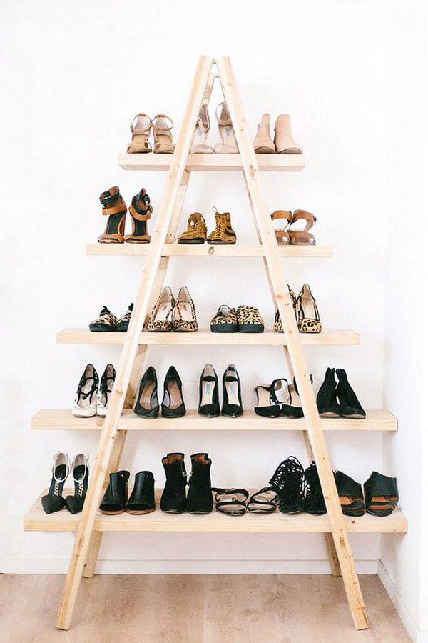 Ladder-shoe-rack-with-wood