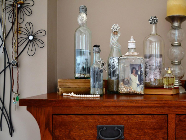 Picture-frame-with-bottle-decoration