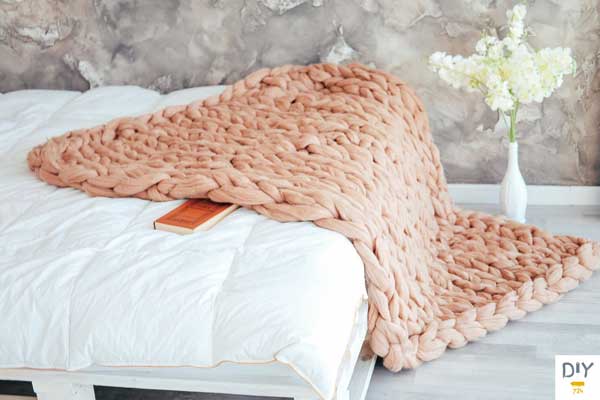 What-colors-are-more-suitable-for-diy-chunky-knit-blankets