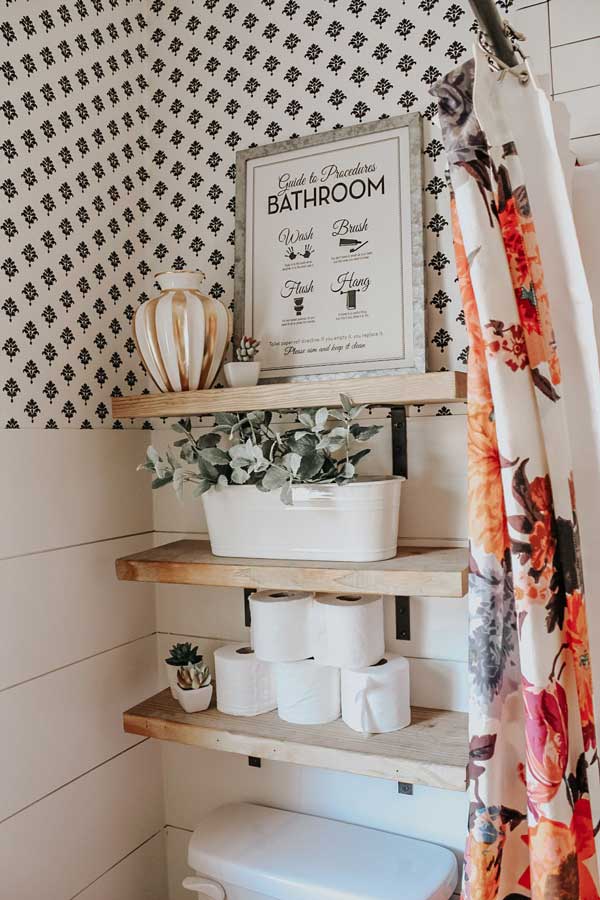 Diy-floating-shelves-for-bathrooms