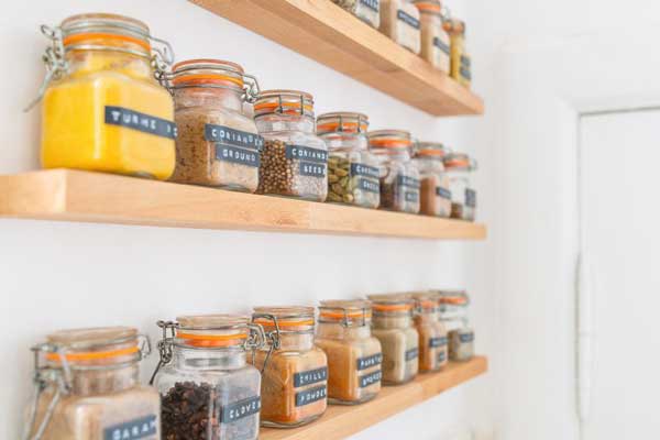 Floating-shelf-for-spices 