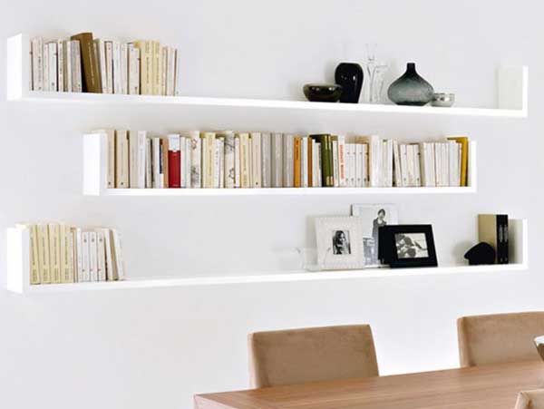 diy-floating-shelves-as-a-library
