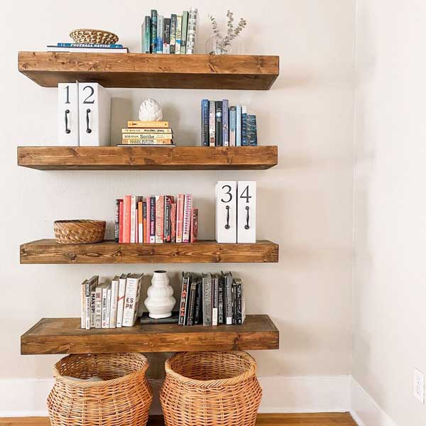 wall-shelf-as-a-library